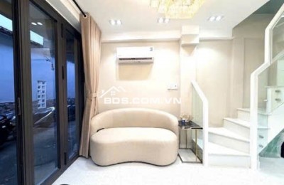 NHÀ GẦN NGÃ TƯ HÀNG XANH - ĐINH BỘ LĨNH THÔNG XÔ VIẾT NGHỆ TĨNH - BÌNH THẠNH